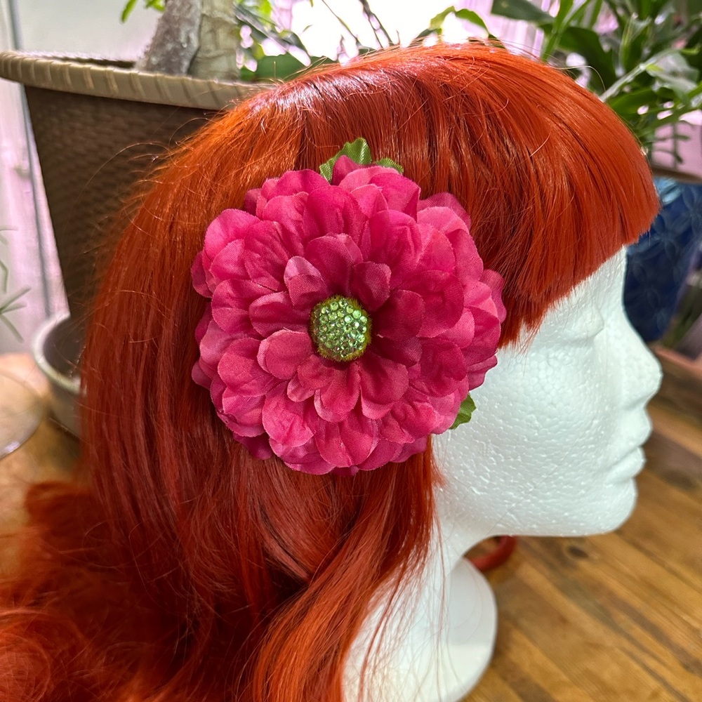 Flower hair clip